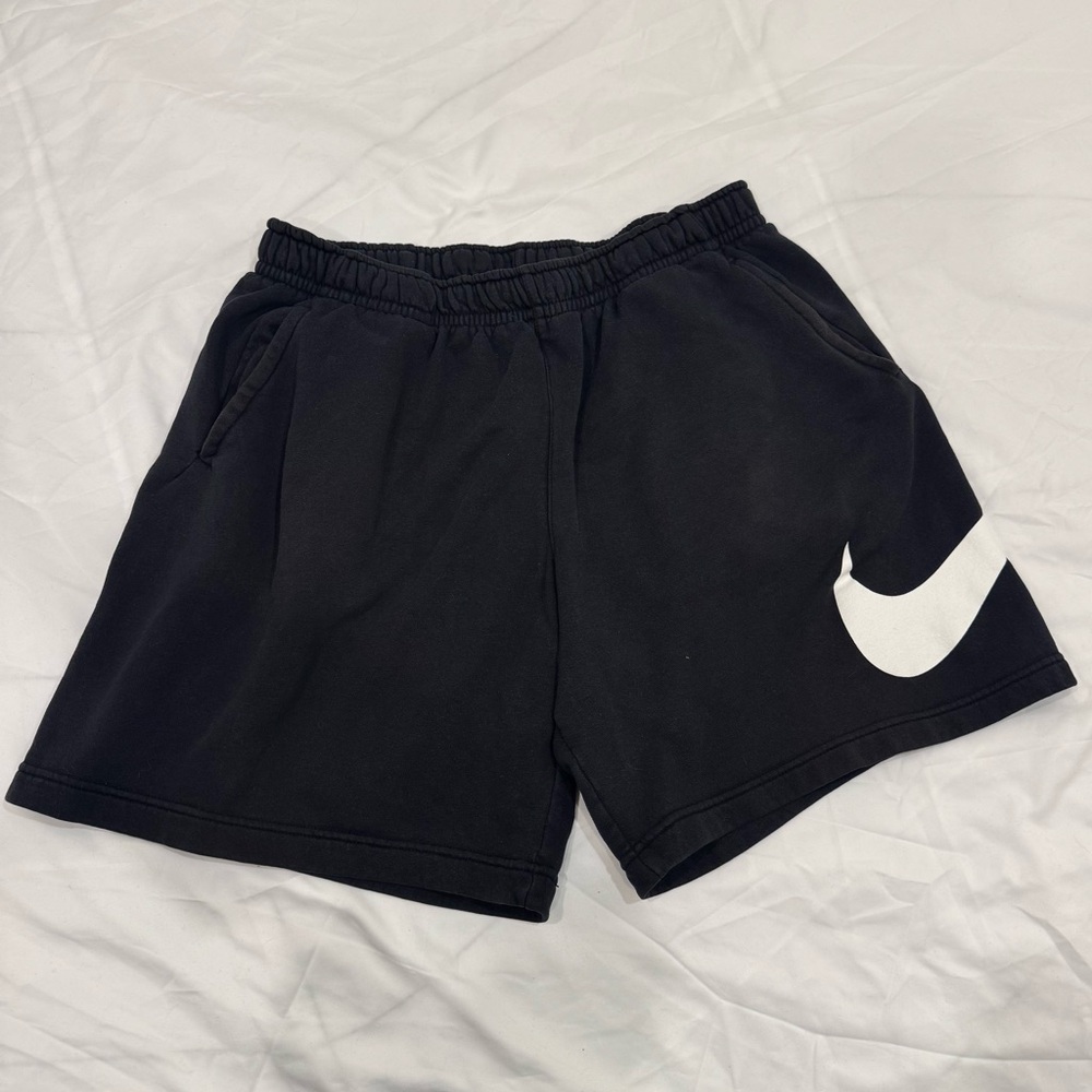 Nike Sportswear Black Fleece Big Swoosh Shorts Men's Large BV2721-010